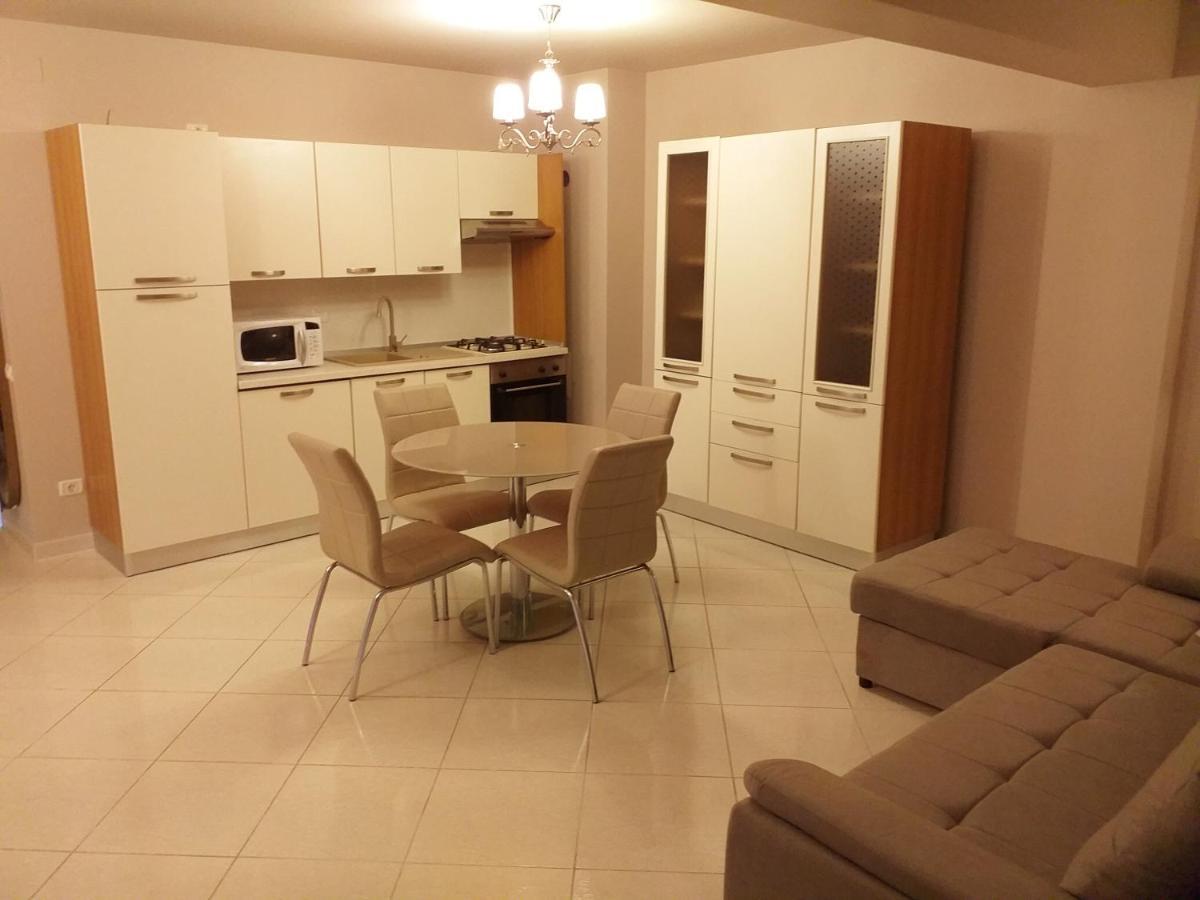 Appartement Apartament Lux Alisia à Mamaia Extérieur photo