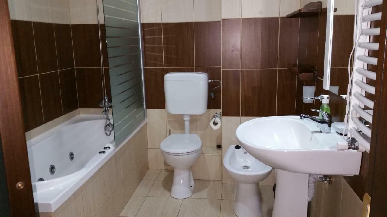 Appartement Apartament Lux Alisia à Mamaia Extérieur photo