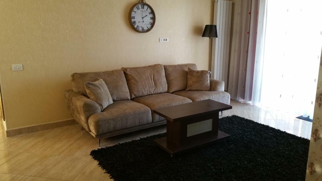 Appartement Apartament Lux Alisia à Mamaia Extérieur photo