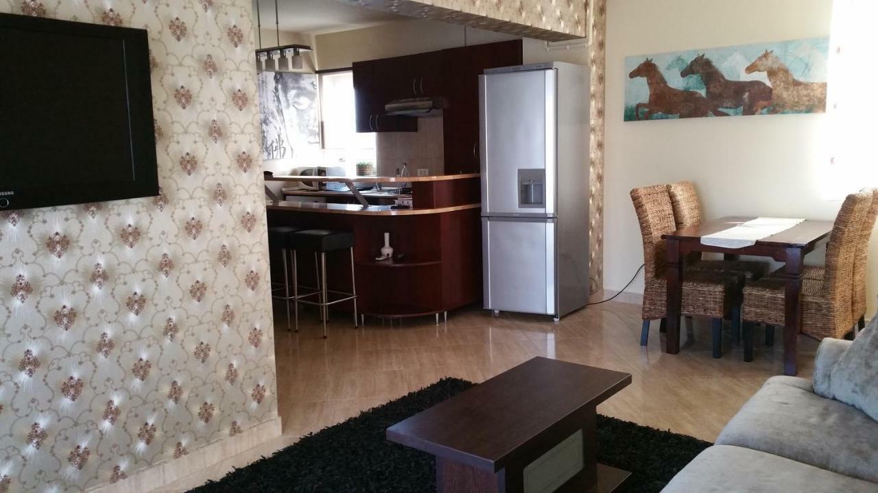 Appartement Apartament Lux Alisia à Mamaia Extérieur photo